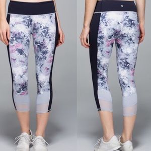 Lululemon Athletica Floral Leggings - Black and White
